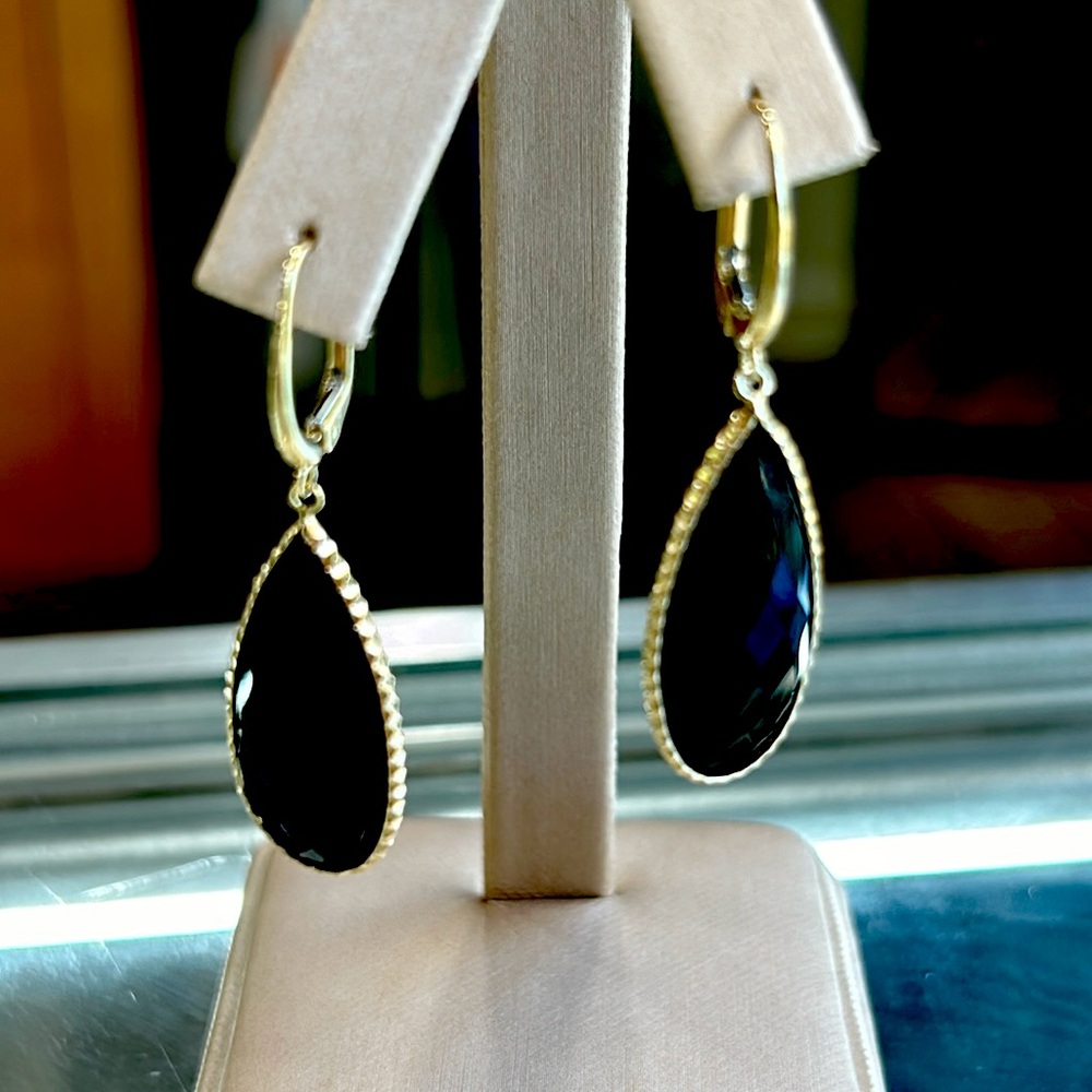Brand new 14K black spinel dangle earrings faceted on both sides, Elegant!
